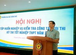 Hiệu Trưởng Thpt Hồng Đức